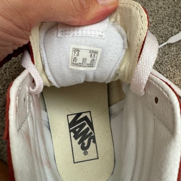 Red/white Vans Sk8-Hi Core Classics, size 8.5 (W) size 7.0 (M) - Picture 2 of 6